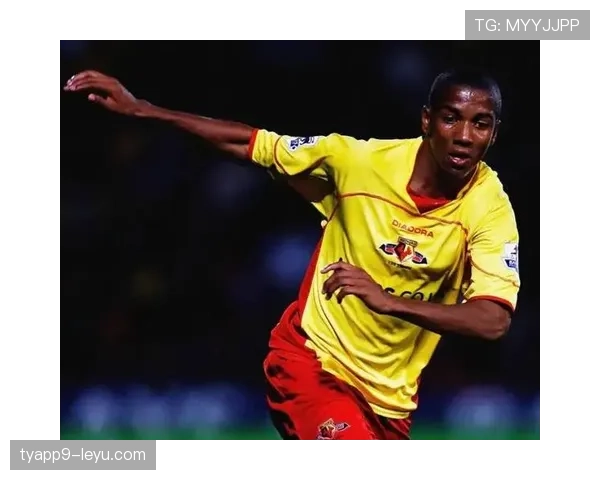 阿什利扬神勇发挥助球队逆转取胜,技术惊艳全场 阿什利扬神勇发挥助球队逆转取胜,技术惊艳全场