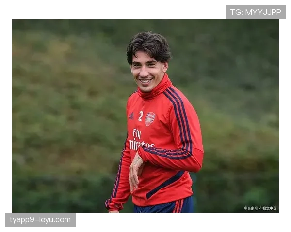 阿尔瓦雷斯凭借极速优势强势夺胜，彰显顶尖竞争力