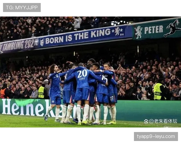 赫斯特助英超球队强势逆袭，稳健表现引爆球迷热议