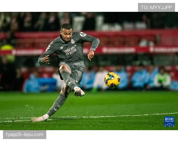 西甲新赛季迎巨变:顶级球星纷纷加盟,豪门格局或将重塑 西甲新赛季迎巨变:顶级球星纷纷加盟,豪门格局或将重塑