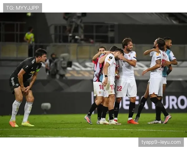 曼联控场能力持续下滑,全队节奏混乱暴露战术失控问题 曼联控场能力持续下滑,全队节奏混乱暴露战术失控问题