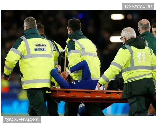 脑震荡换人规则详解：为什么这项保护措施影响比赛节奏