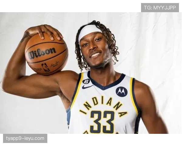 迈尔斯·特纳挡拆中远投效率提升显著，拉开内线空间助攻增长